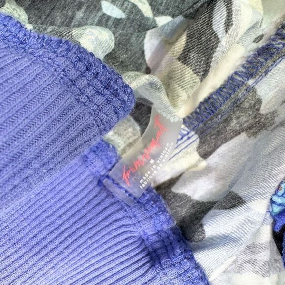 Free People Movement Mesmerize Me Pants women's Medium blue Violet printed cargo - Picture 6 of 10